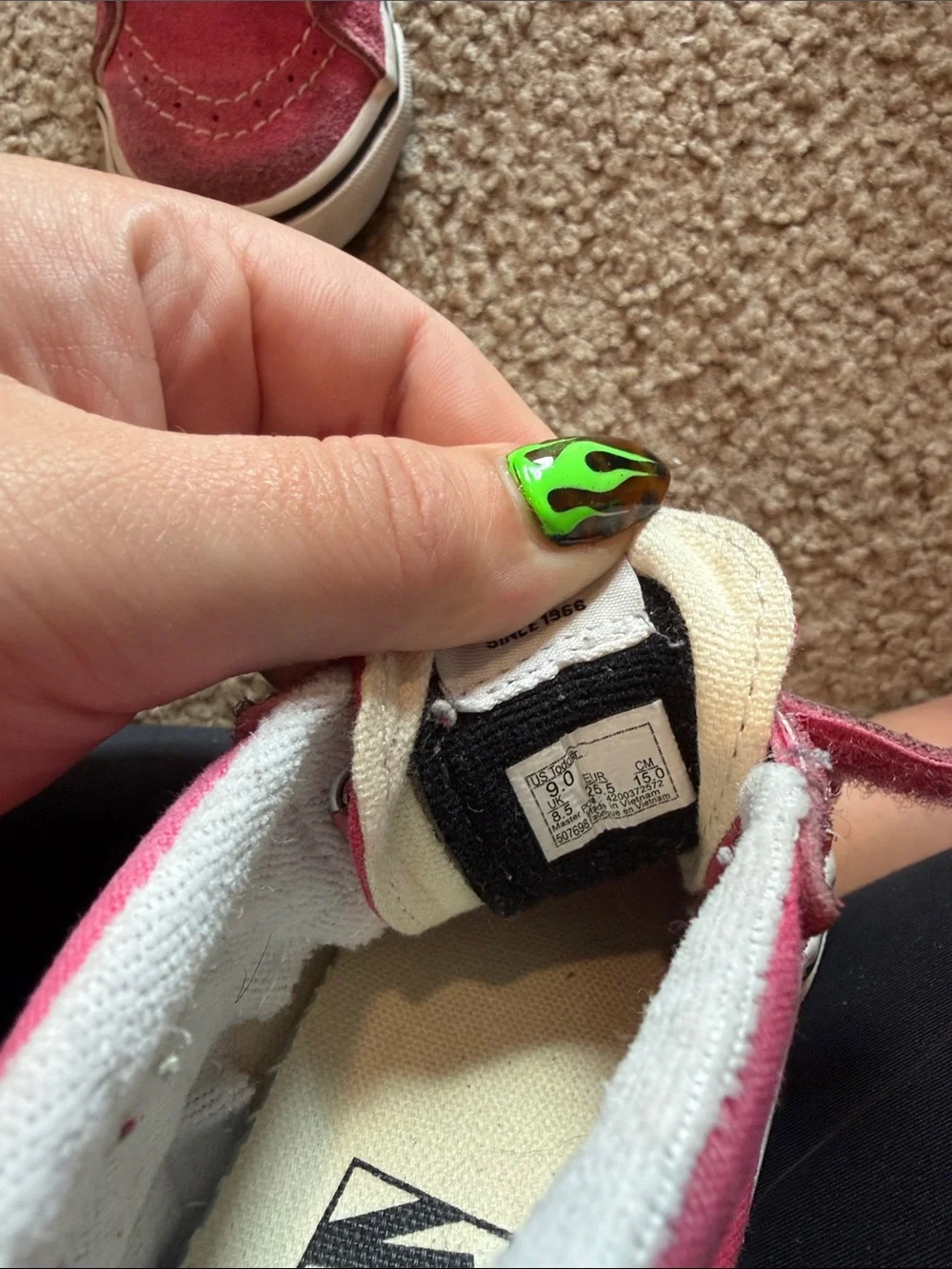 B71 Vans Kids Hot Pink Velcro Skate Sneakers, 9C